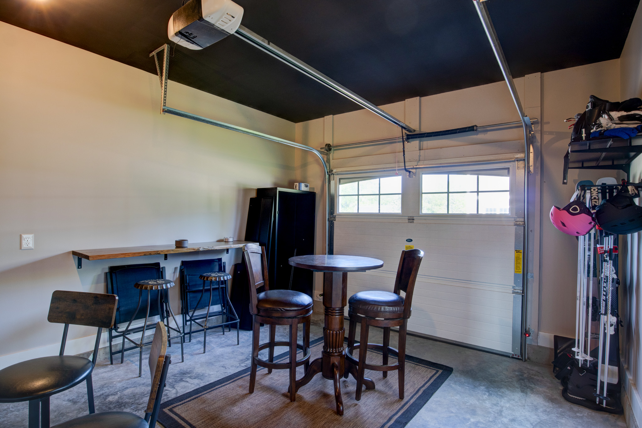 Ellicottville, New York, 14731, United States, 3 Bedrooms Bedrooms, ,3 BathroomsBathrooms,Residential,For Sale,1982914