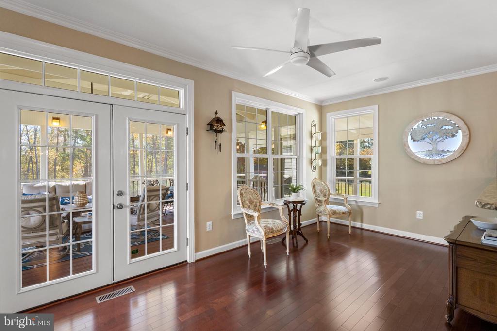 Broadlands, Virginia, 20148, United States, 5 Bedrooms Bedrooms, ,5 BathroomsBathrooms,Residential,For Sale,1977540