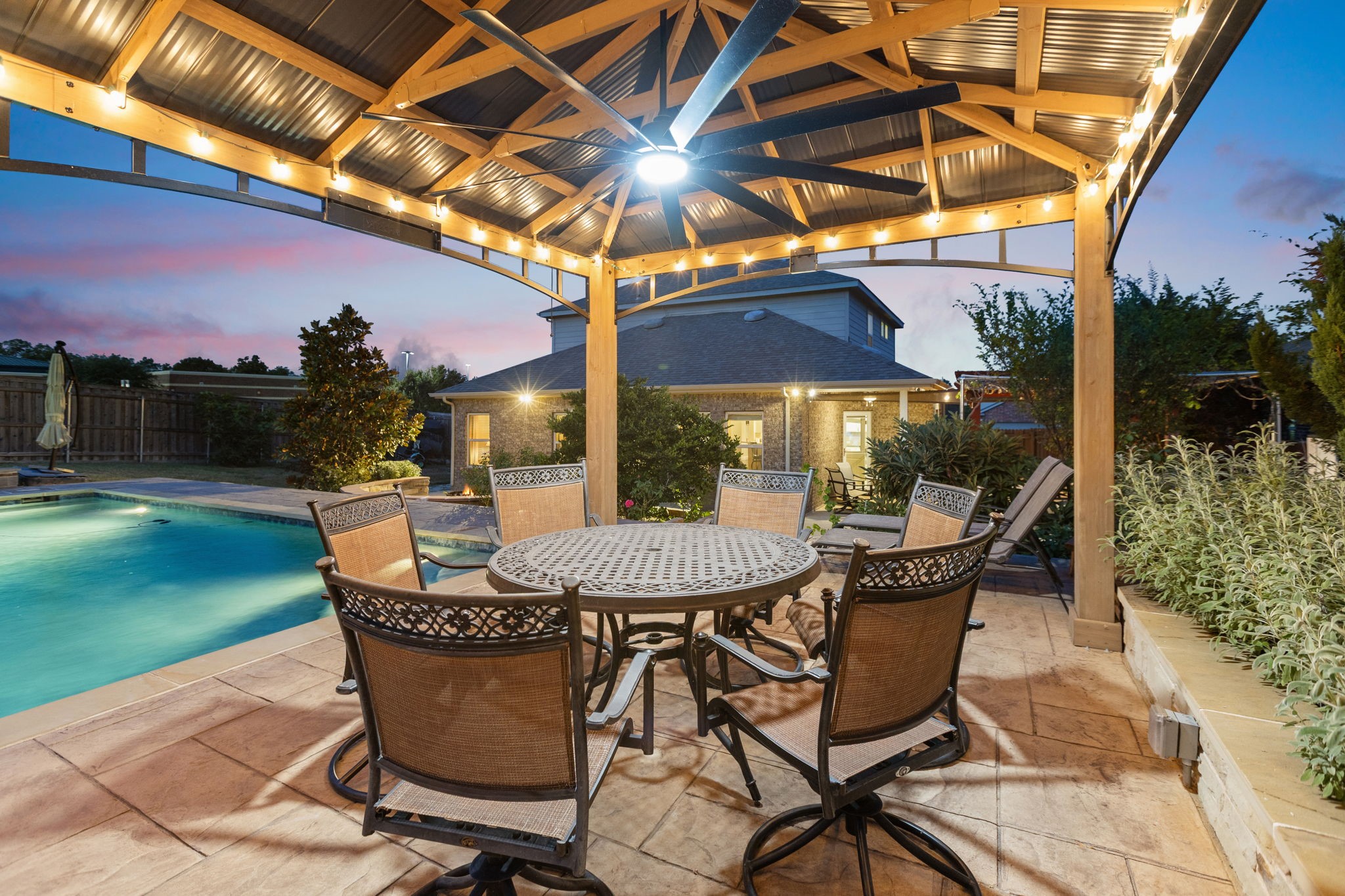 McKinney, Texas, 75071, United States, 5 Bedrooms Bedrooms, ,4 BathroomsBathrooms,Residential,For Sale,1970372