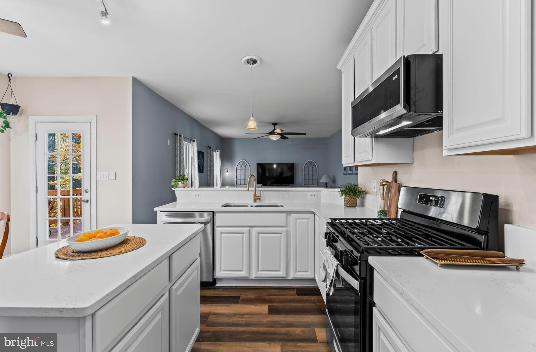 Port Republic, Maryland, 20676, United States, 4 Bedrooms Bedrooms, ,3 BathroomsBathrooms,Residential,For Sale,1992484