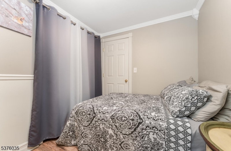 Phillipsburg Town, New Jersey, 08865, United States, 6 Bedrooms Bedrooms, ,4 BathroomsBathrooms,Residential,For Sale,1918649