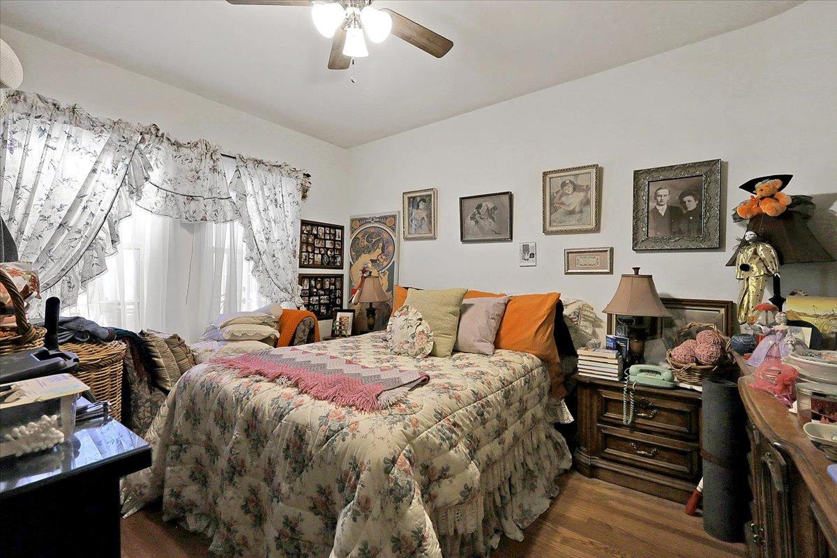 Sacramento, California, 95822, United States, 3 Bedrooms Bedrooms, ,2 BathroomsBathrooms,Residential,For Sale,1912719