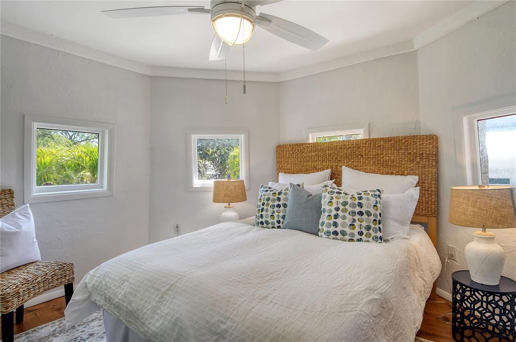 Sarasota, Florida, 34236, United States, 3 Bedrooms Bedrooms, ,3 BathroomsBathrooms,Residential,For Sale,1743279