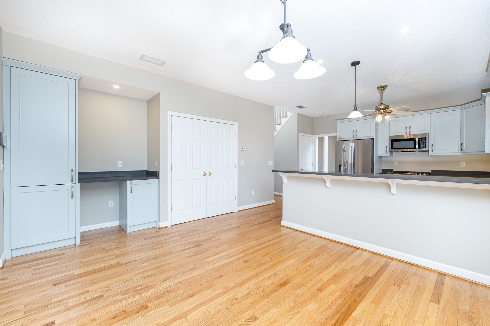 Rocky Hill, Connecticut, 06067, United States, 4 Bedrooms Bedrooms, ,3 BathroomsBathrooms,Residential,For Sale,1991962