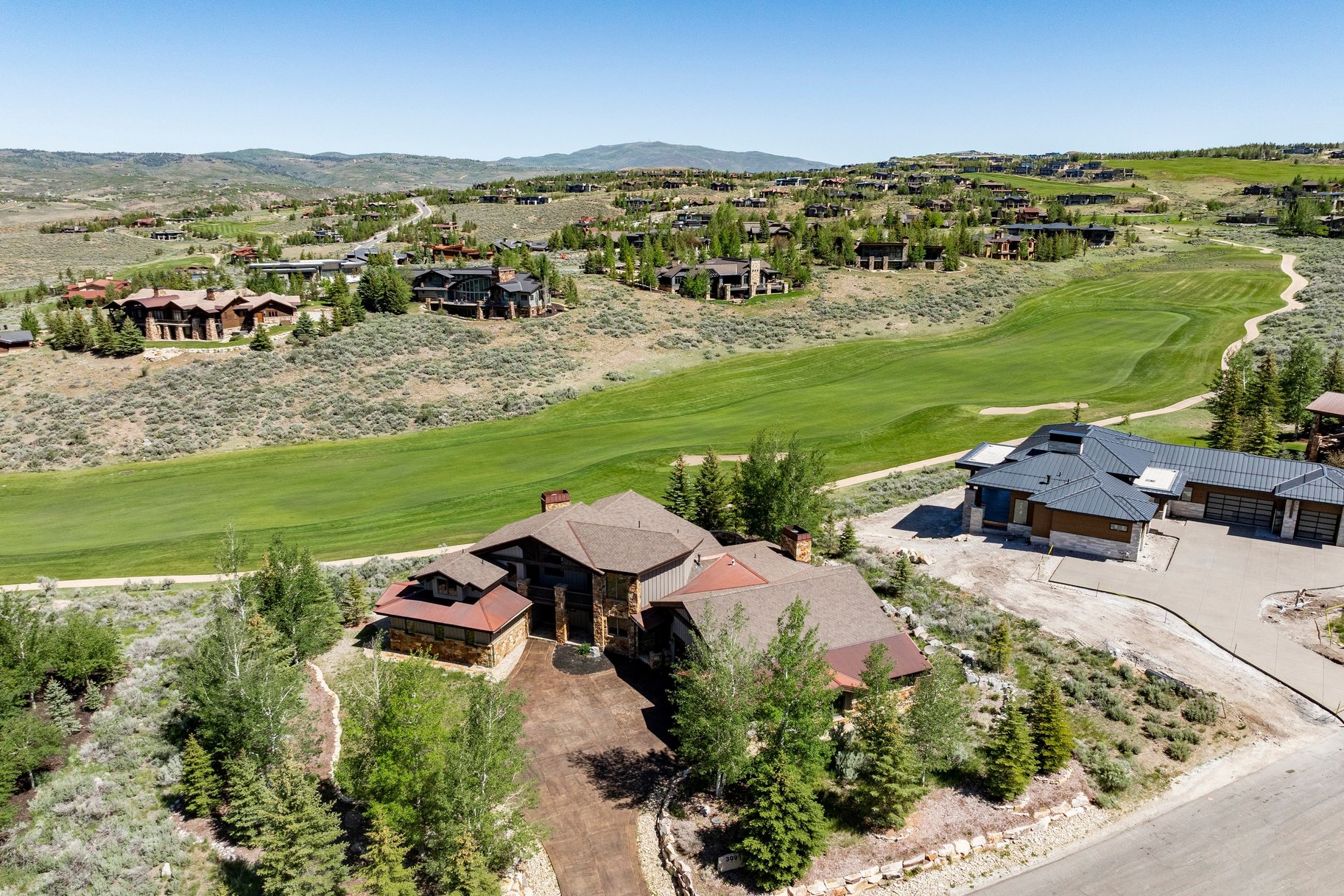  A True Mountain Escape in Promontory with Golf and Ski Views - 物件實景