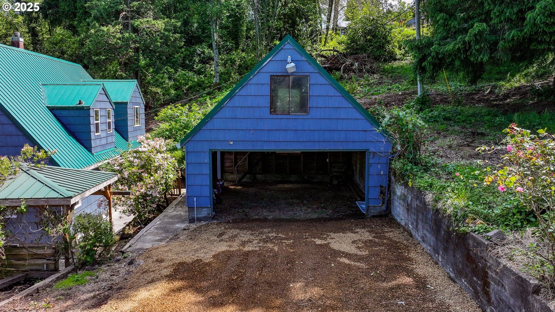 Nehalem, Oregon, 97131, United States, 5 Bedrooms Bedrooms, ,3 BathroomsBathrooms,Residential,For Sale,1847261