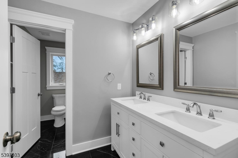 Bernards Twp., New Jersey, 07920, United States, 6 Bedrooms Bedrooms, ,5 BathroomsBathrooms,Residential,For Sale,2001685