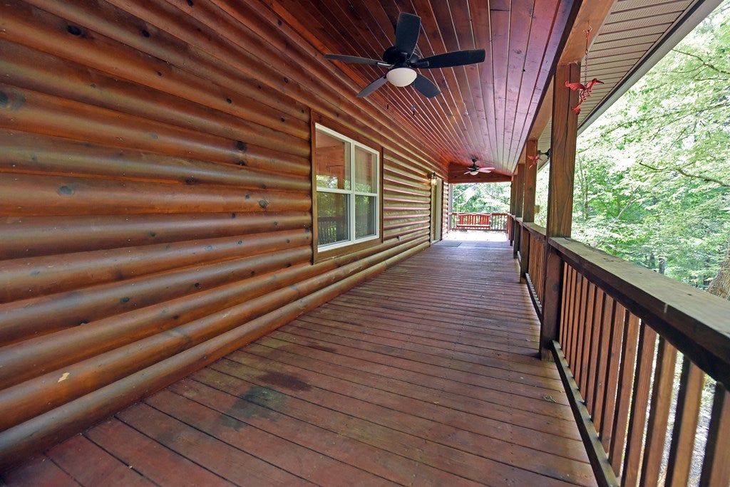 Mineral Bluff, Georgia, 30559, United States, 3 Bedrooms Bedrooms, ,3 BathroomsBathrooms,Residential,For Sale,1882955