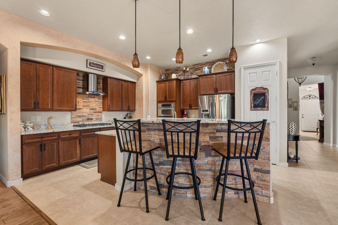 Rio Rancho, New Mexico, 87144, United States, 4 Bedrooms Bedrooms, ,3 BathroomsBathrooms,Residential,For Sale,1918092