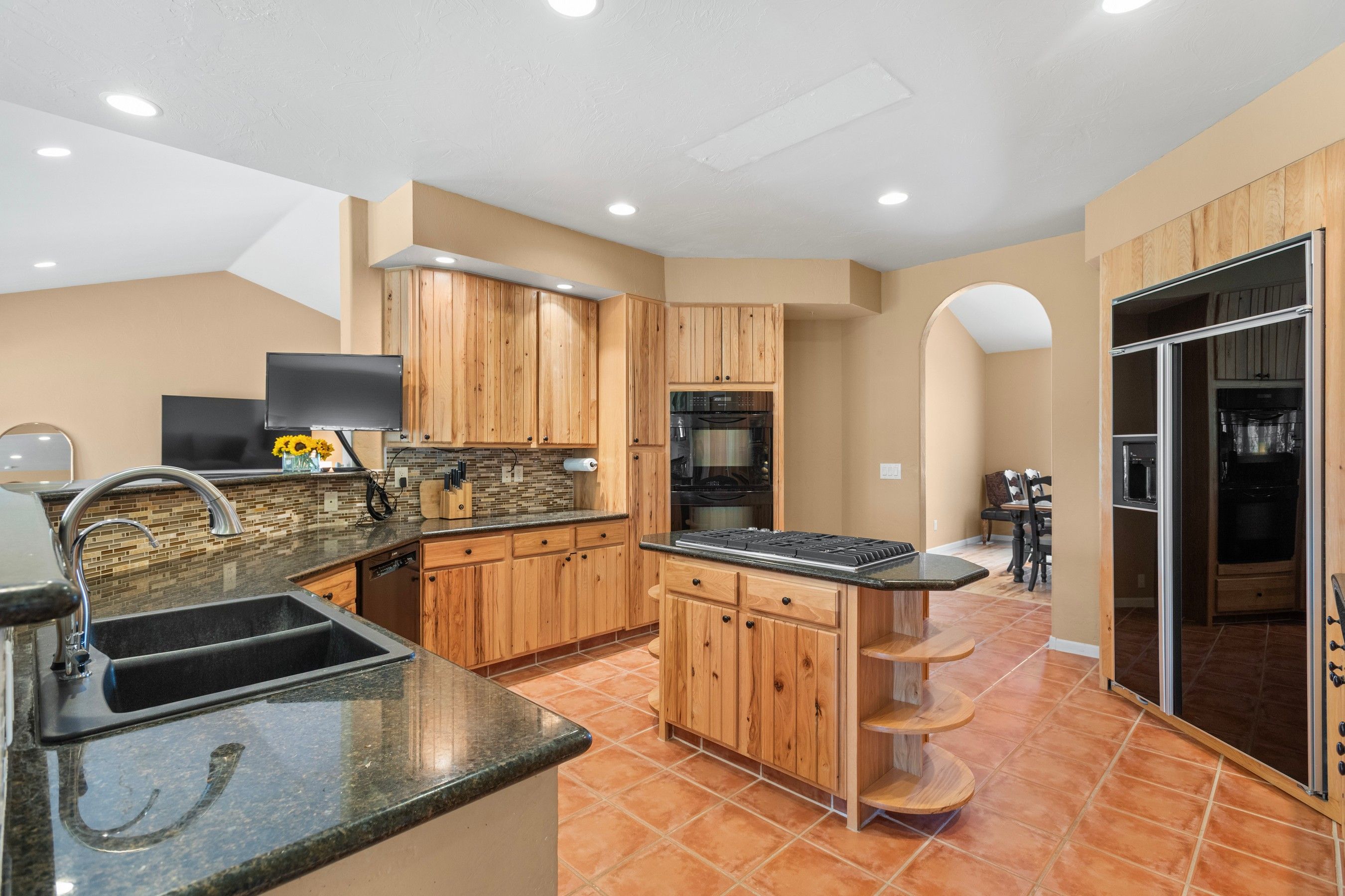  Move-In Ready Mountain Living - 物件實景