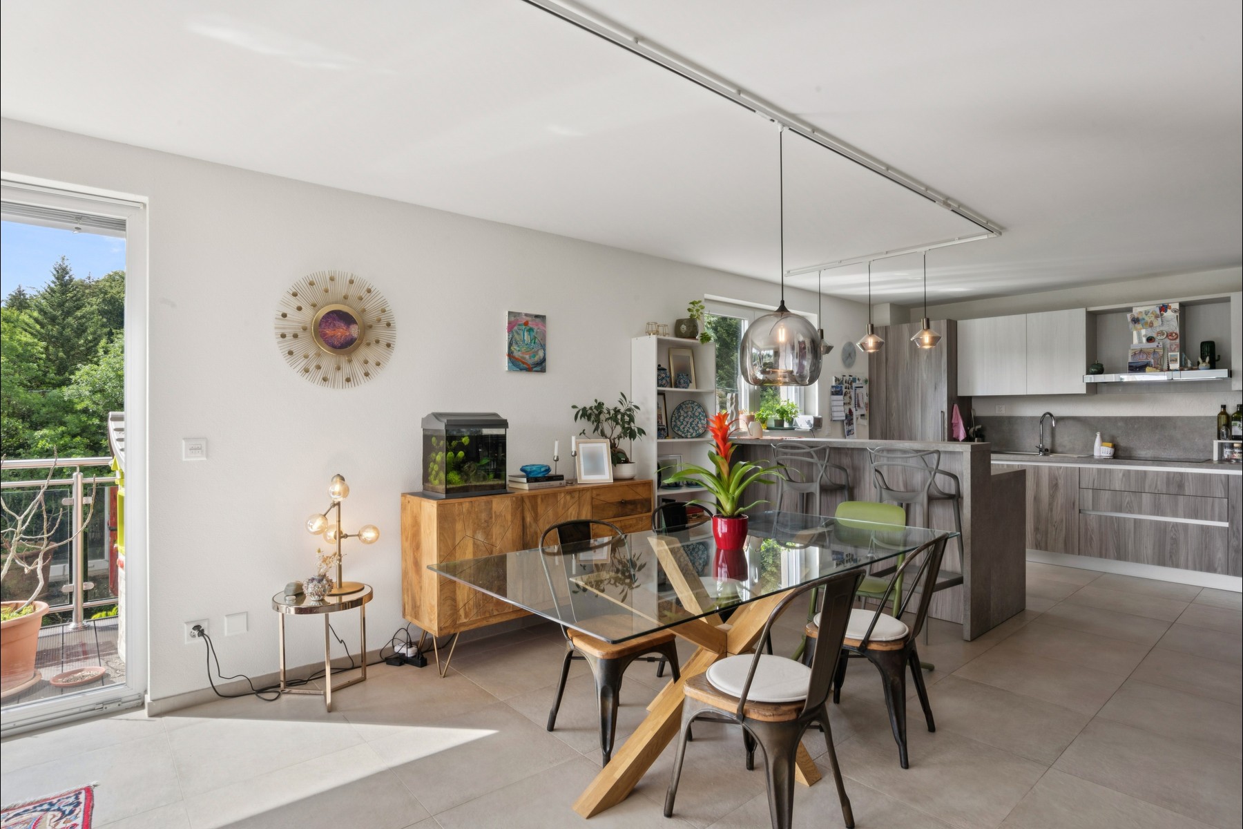  RARE 4.5P WITH 30M² TERRACE ON THE HEIGHTS OF LAUSANNE - 物件實景