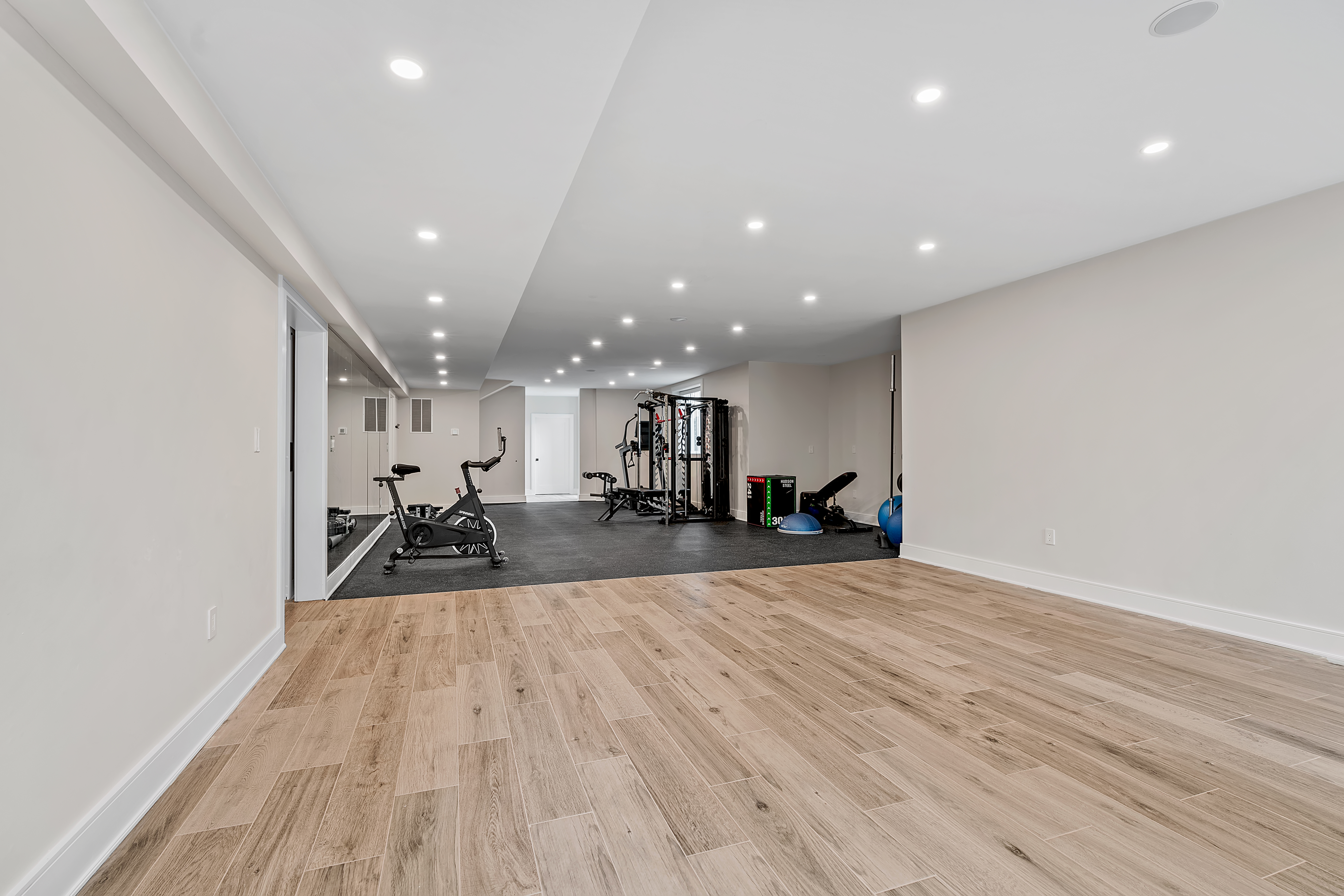  5 Colonial Road, Needham, MA, 02492 - 物件實景