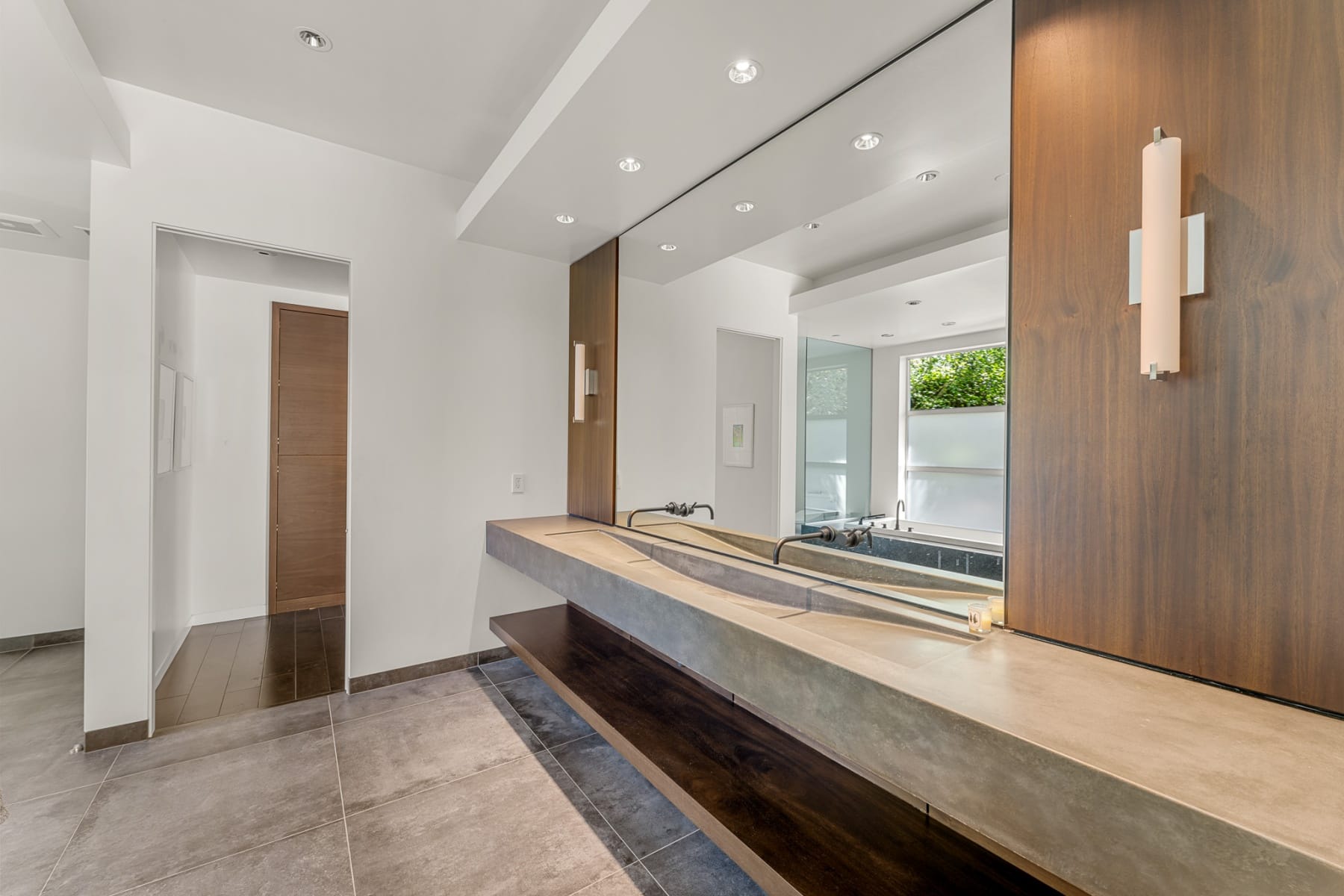  1510 S BUDDINGTON ST Portland, OR 97219 - 物件實景