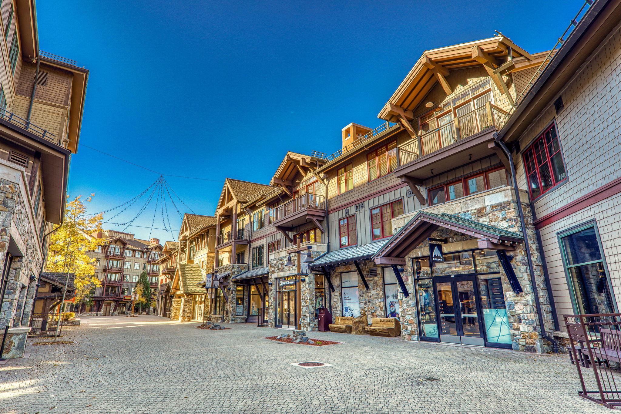 Truckee, California, 96161, United States, 2 Bedrooms Bedrooms, ,2 BathroomsBathrooms,Residential,For Sale,1999045