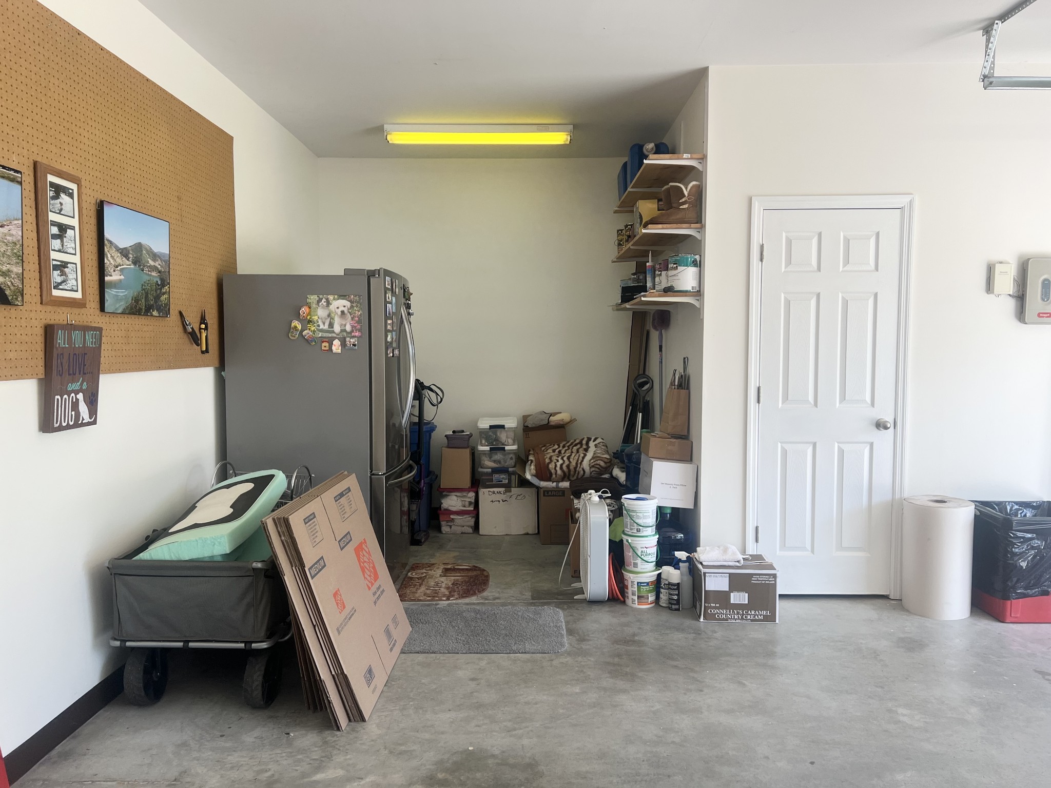 Manchester, Tennessee, 37355, United States, 3 Bedrooms Bedrooms, ,2 BathroomsBathrooms,Residential,For Sale,1907523