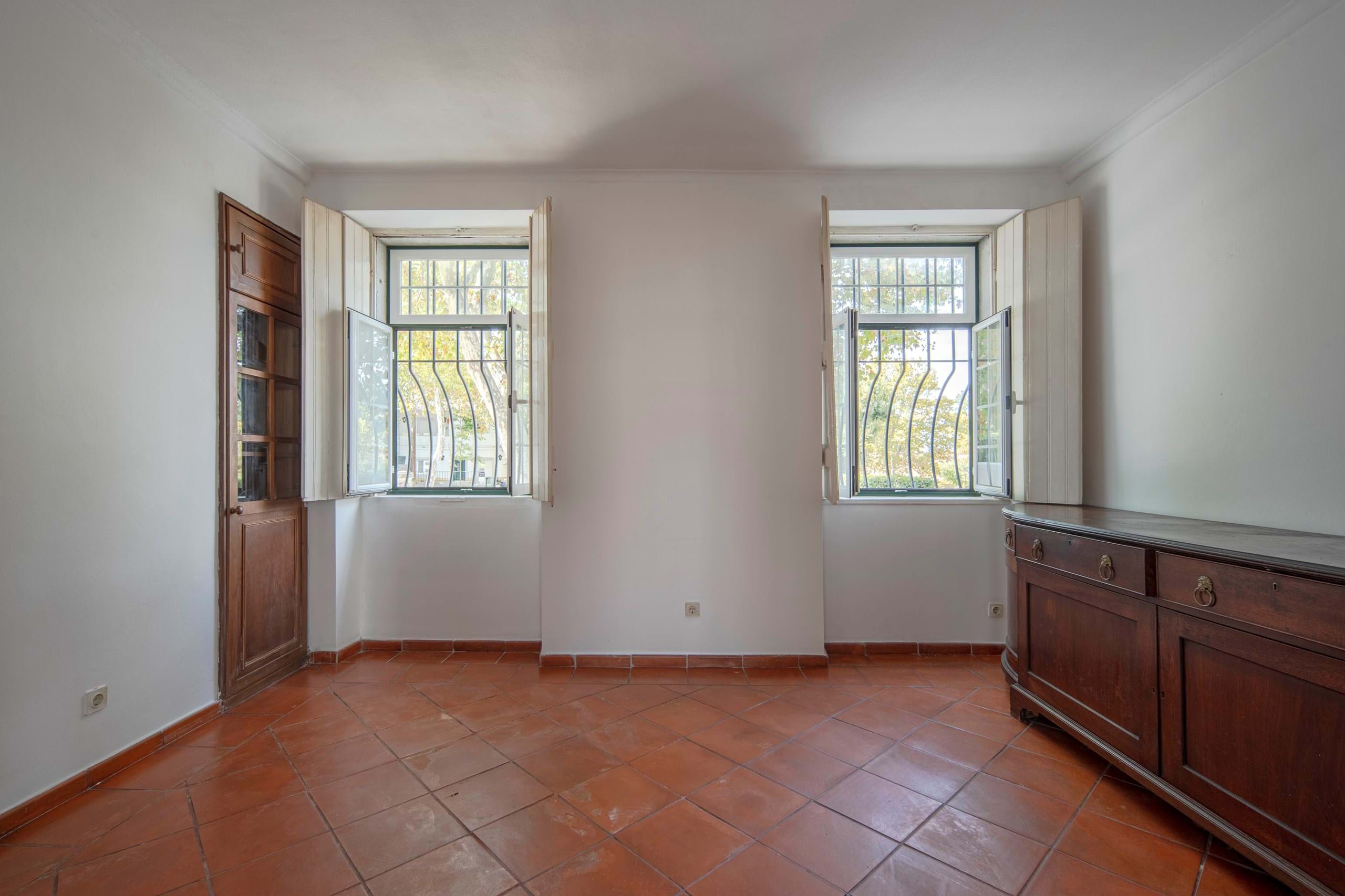 Setúbal, Setúbal, 2925- 002, PT, 3 Bedrooms Bedrooms, ,2 BathroomsBathrooms,Residential,For Sale,1708692