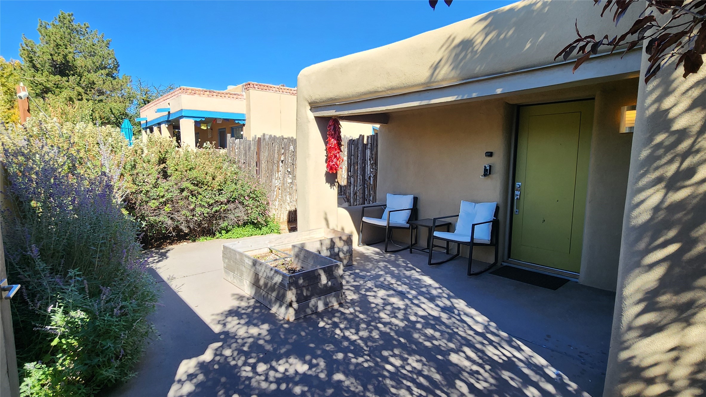  715 S Saint Francis Drive - 物件實景