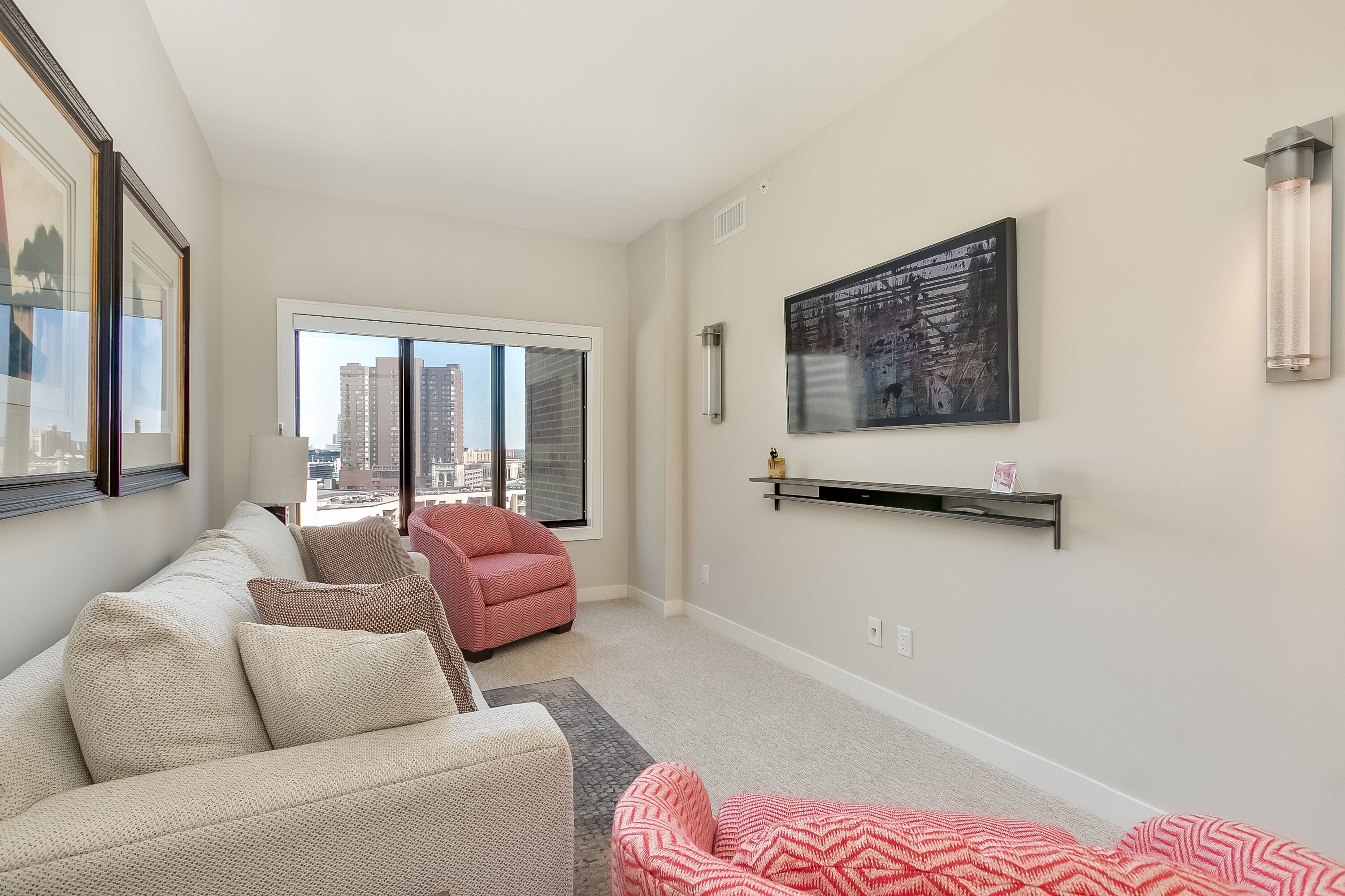  Luxurious Reimagined Downtown Condo - 物件實景