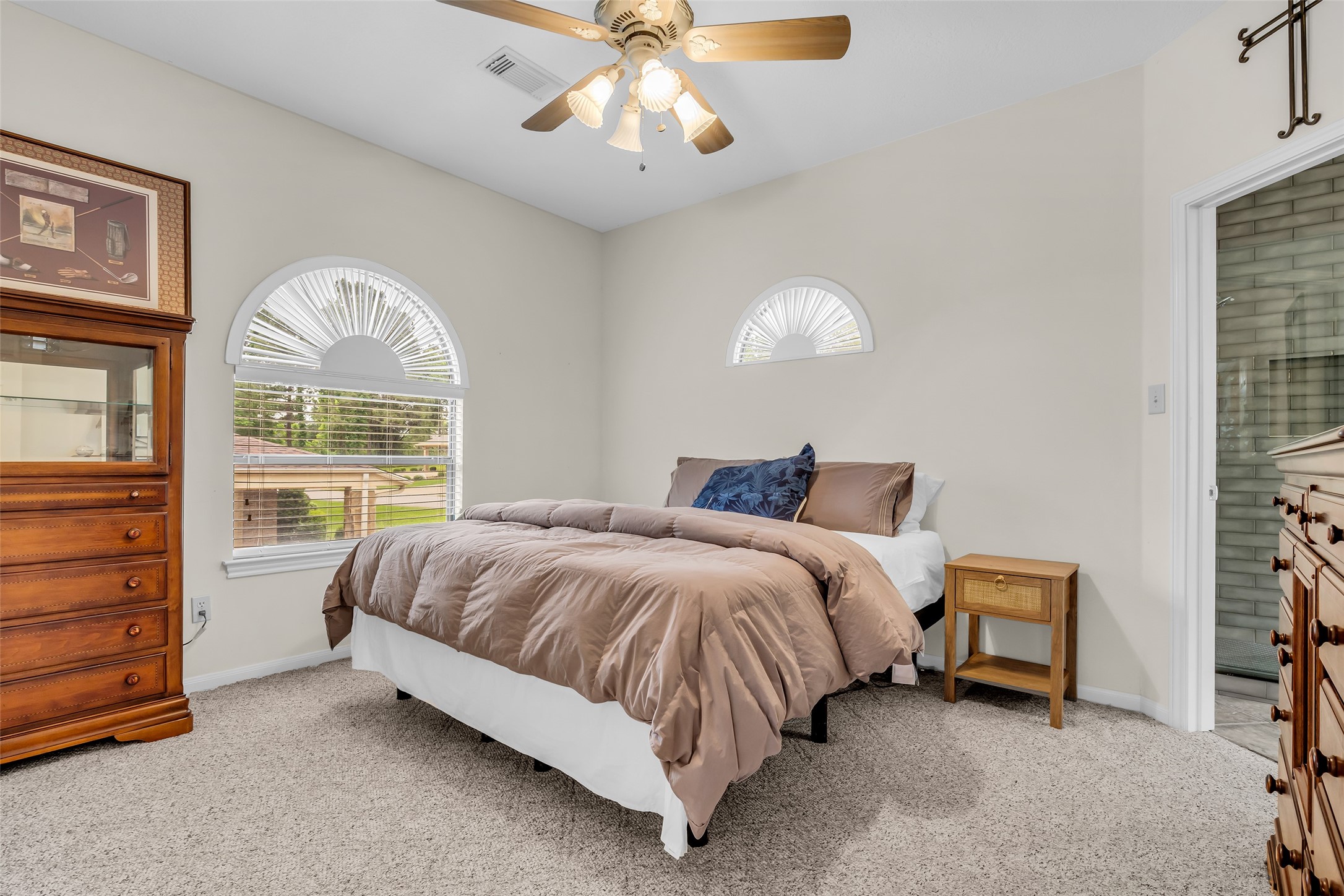  33 Harbour Point Circle - 物件實景