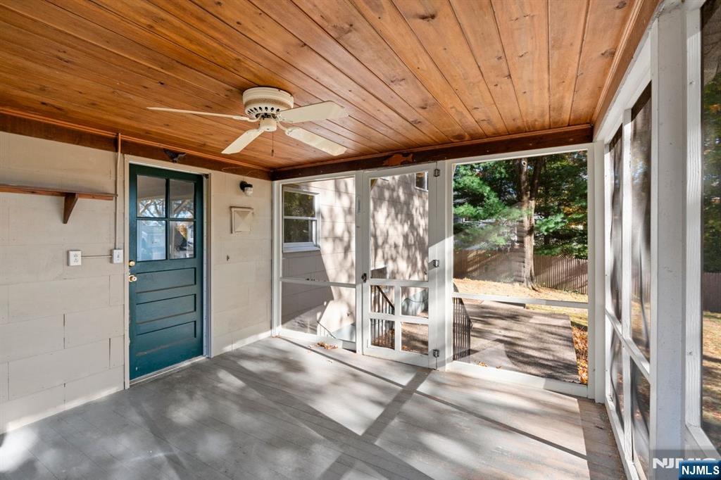 Midland Park, New Jersey, 07432, United States, 3 Bedrooms Bedrooms, ,2 BathroomsBathrooms,Residential,For Sale,1989526