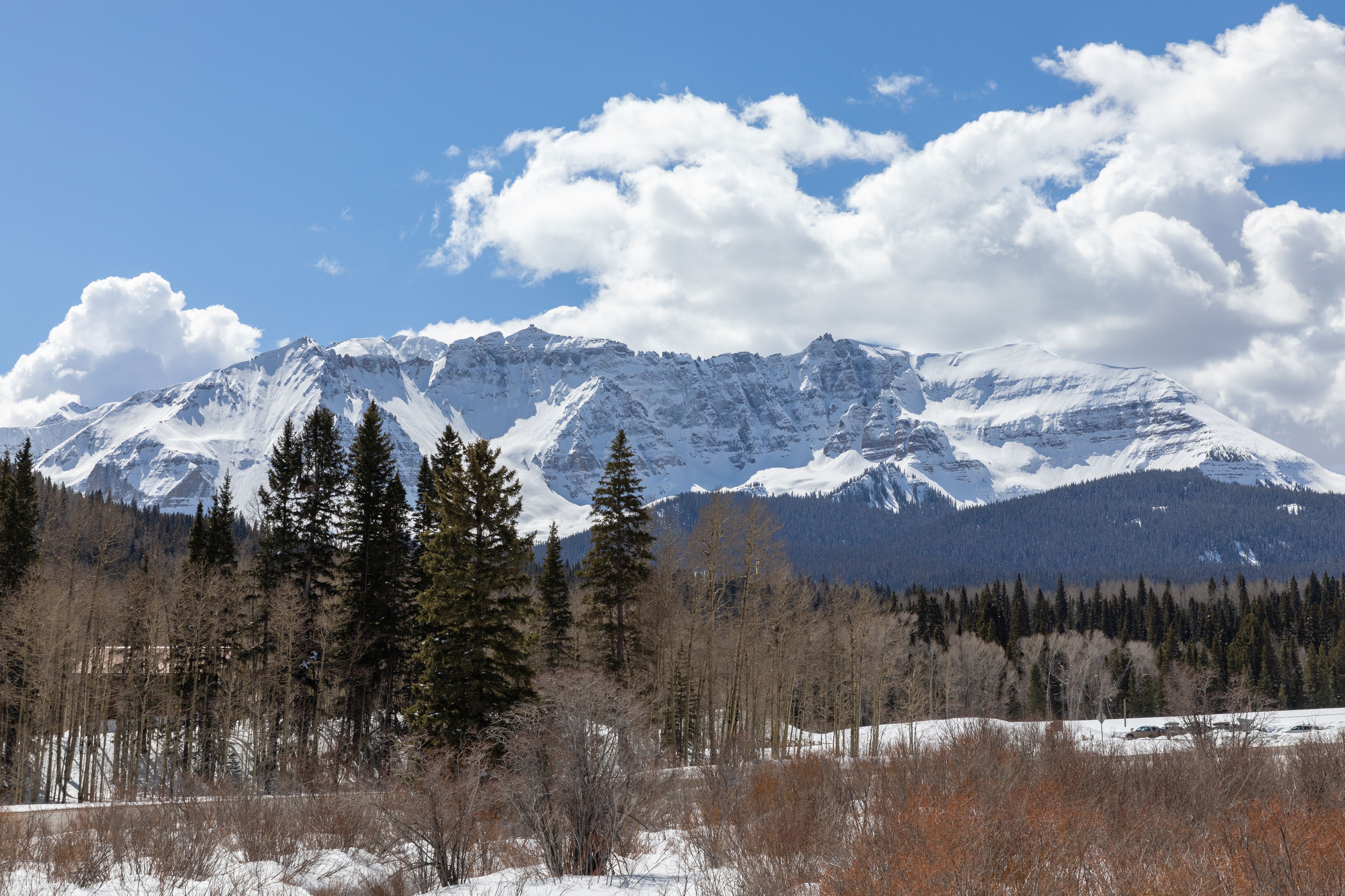  Outstanding Views Of Sheep Mountain And Beyond - 物件實景