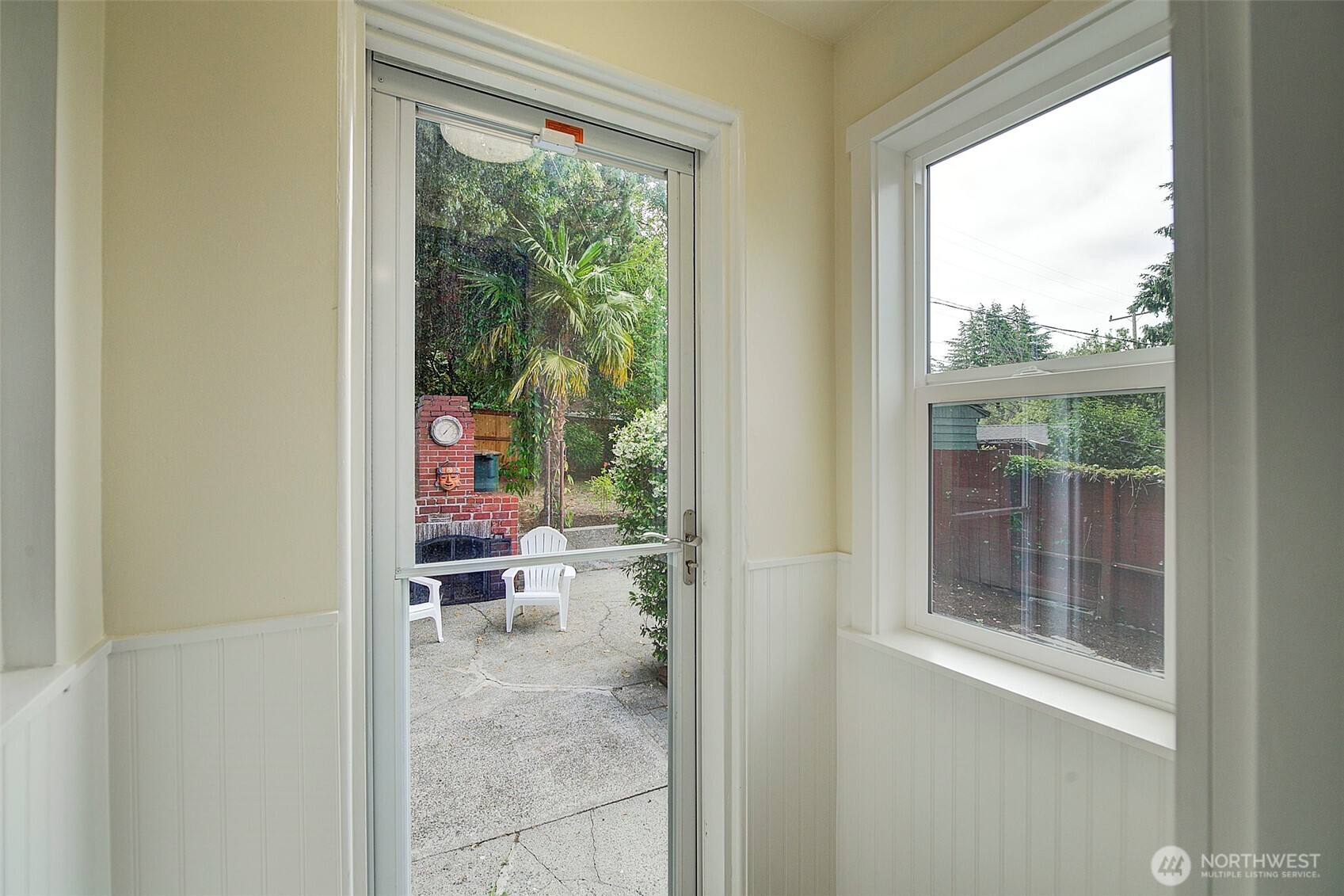Seattle, Washington, 98126, United States, 3 Bedrooms Bedrooms, ,2 BathroomsBathrooms,Residential,For Sale,1882330