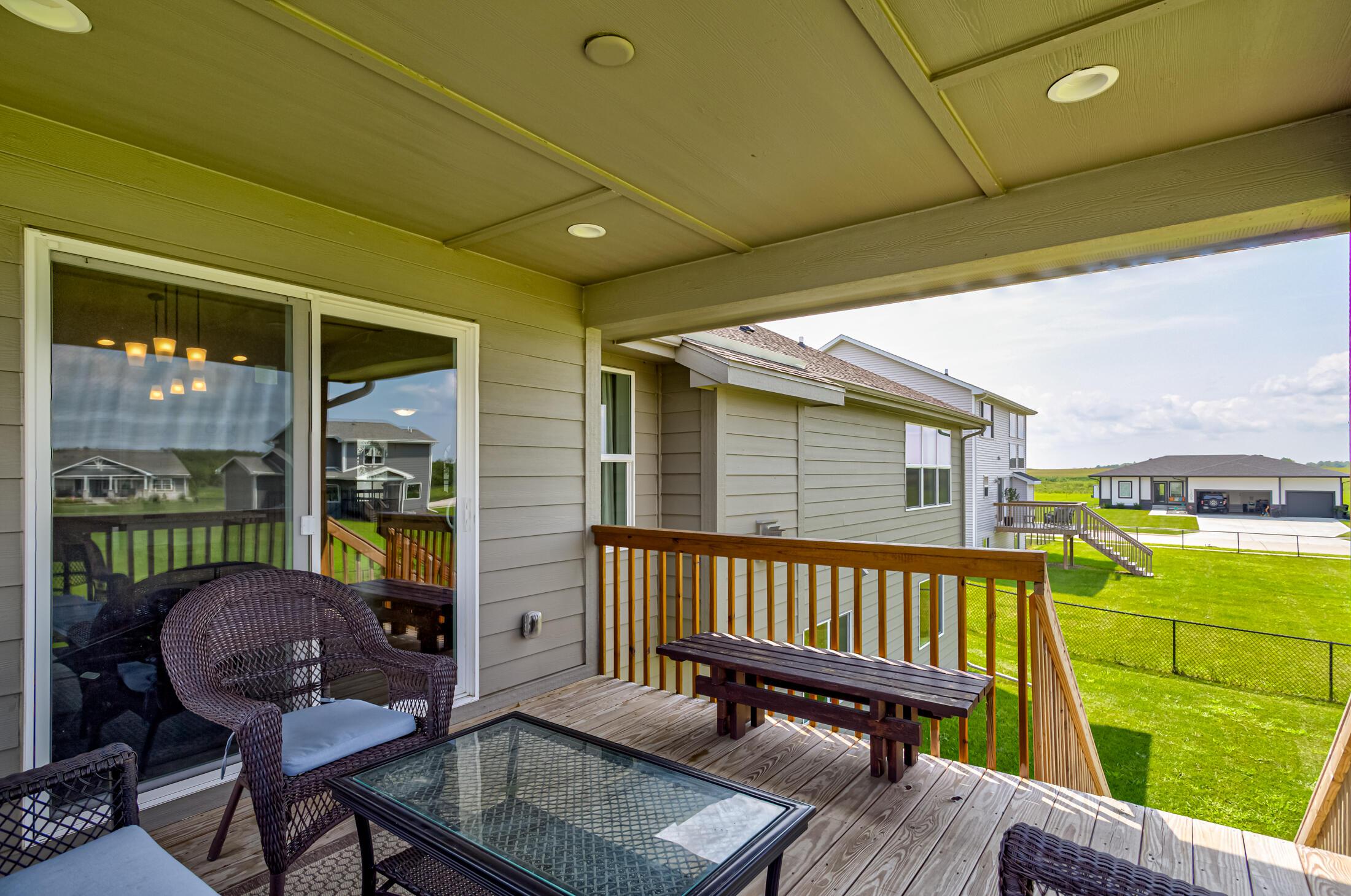 Huxley, Iowa, 50124, United States, 4 Bedrooms Bedrooms, ,3 BathroomsBathrooms,Residential,For Sale,1980577