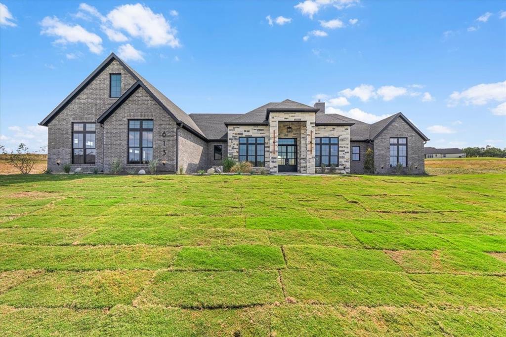 Weatherford, Texas, 76087, United States, 5 Bedrooms Bedrooms, ,6 BathroomsBathrooms,Residential,For Sale,1981195