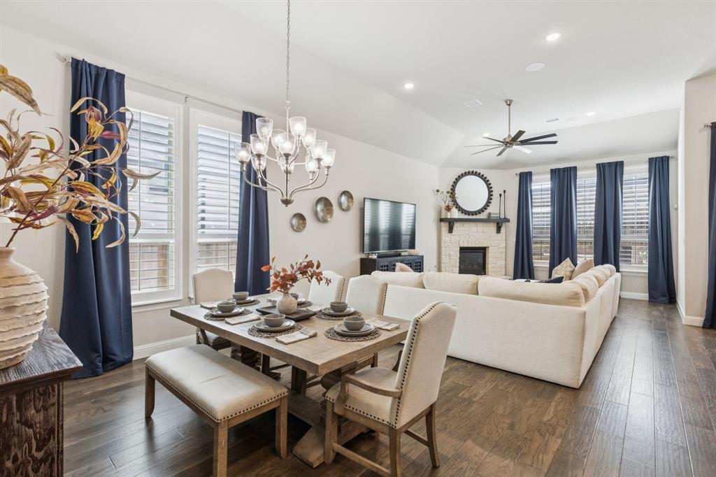 Fort Worth, Texas, 76052, United States, 4 Bedrooms Bedrooms, ,4 BathroomsBathrooms,Residential,For Sale,1960581