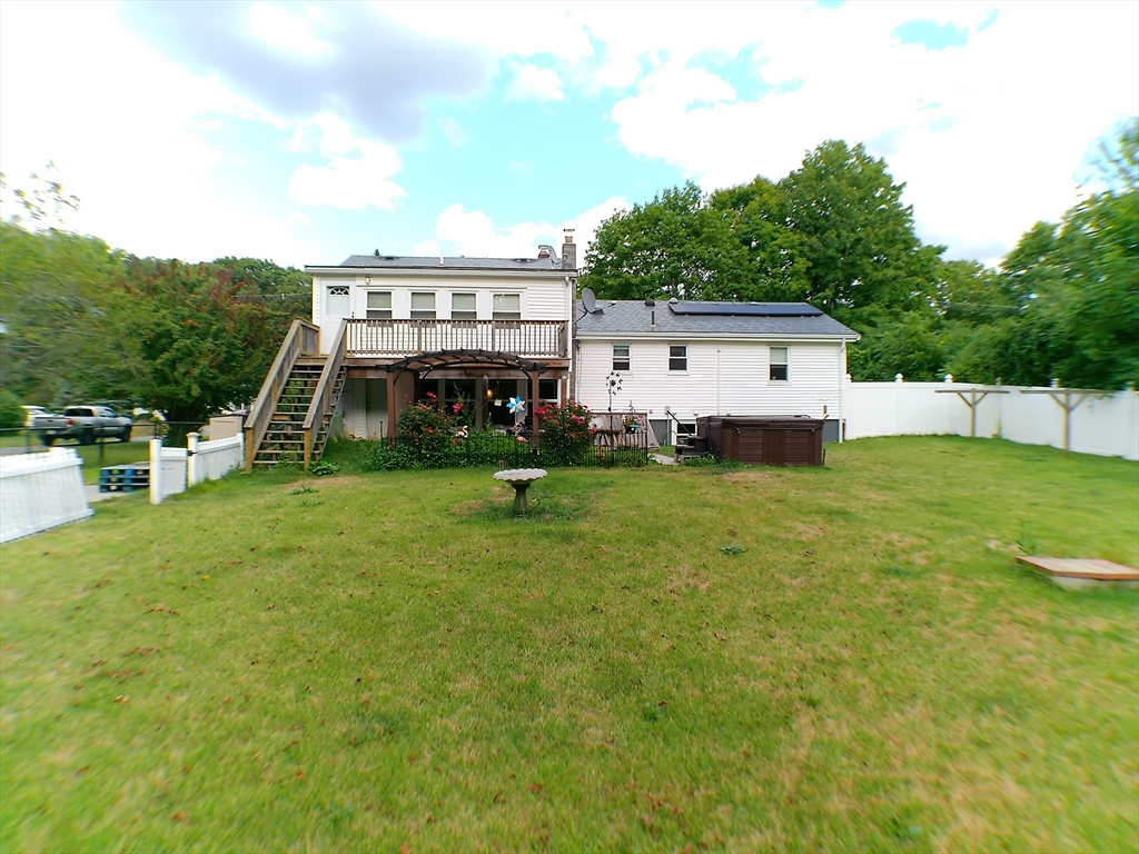 East Bridgewater, Massachusetts, 02333, United States, 4 Bedrooms Bedrooms, ,2 BathroomsBathrooms,Residential,For Sale,1922908