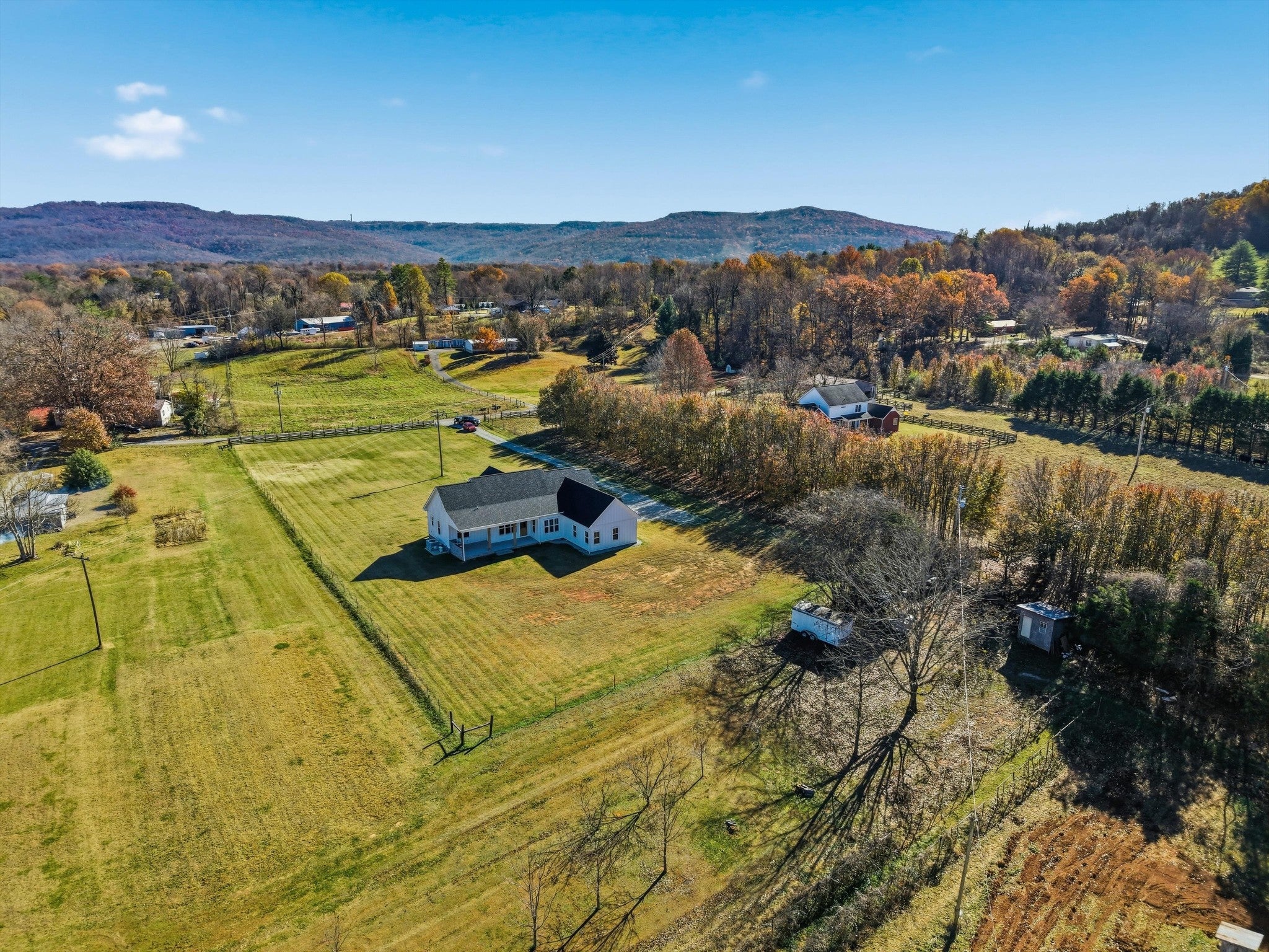 McMinnville, Tennessee, 37110, United States, 3 Bedrooms Bedrooms, ,2 BathroomsBathrooms,Residential,For Sale,2006562