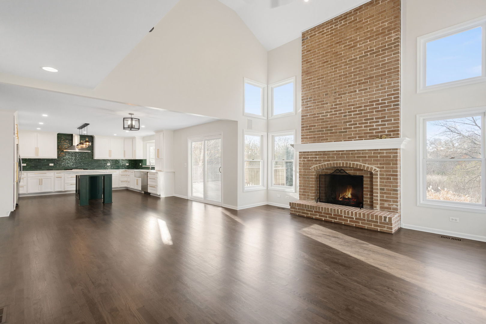 Oswego, Illinois, 60543, United States, 5 Bedrooms Bedrooms, ,4 BathroomsBathrooms,Residential,For Sale,1992870