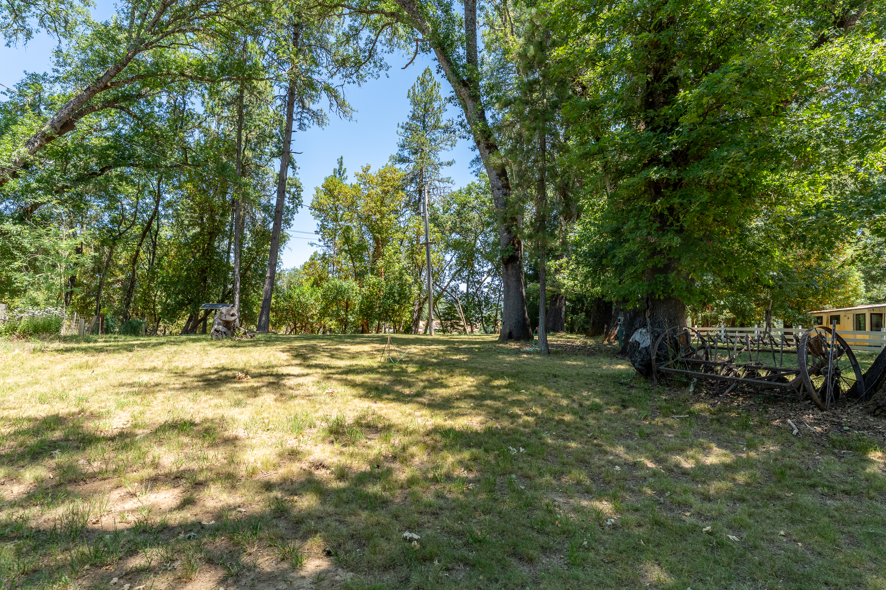 Willits, California, 95490, United States, 3 Bedrooms Bedrooms, ,2 BathroomsBathrooms,Residential,For Sale,1883434