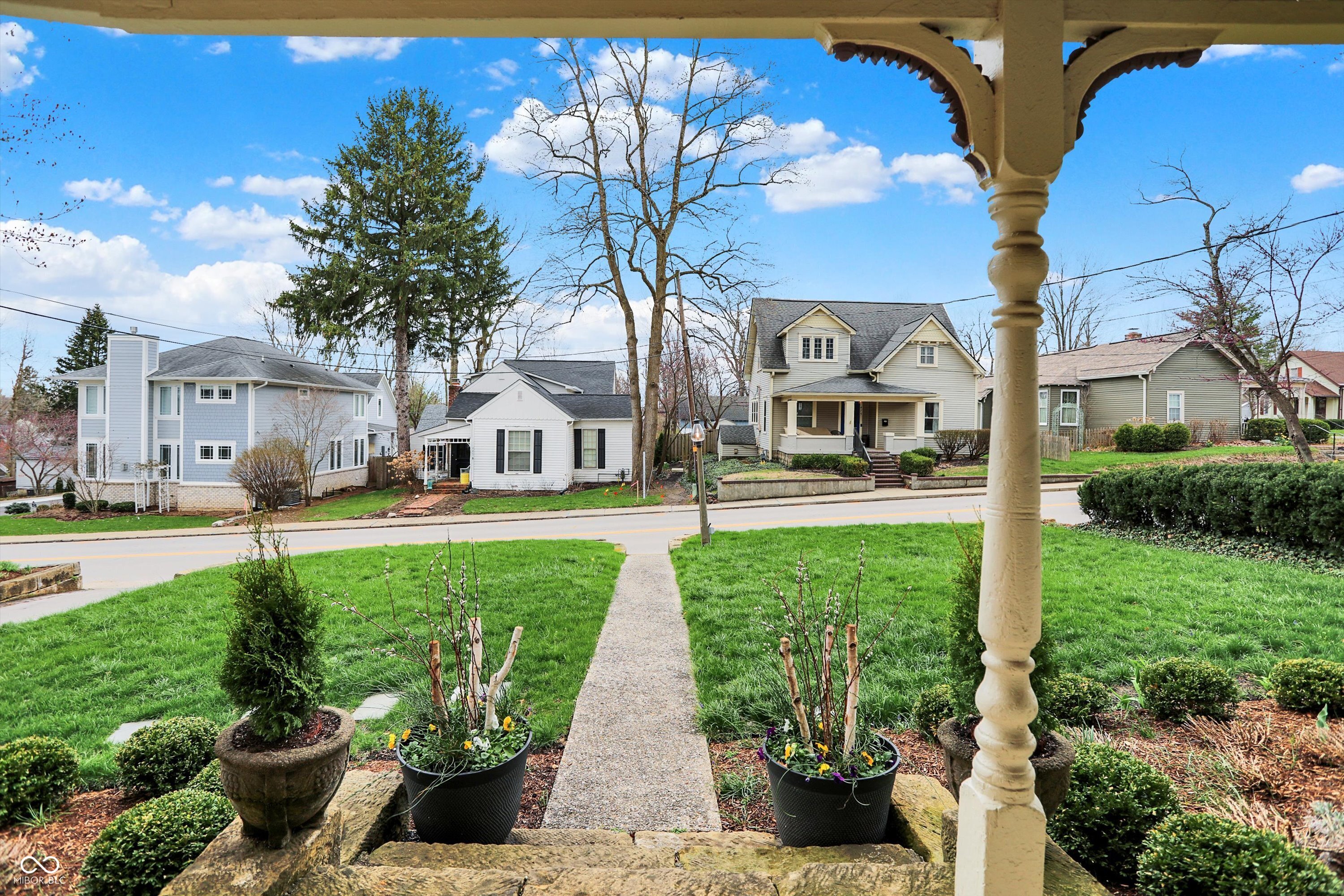 Zionsville, Indiana, 46077, United States, 6 Bedrooms Bedrooms, ,5 BathroomsBathrooms,Residential,For Sale,1766100