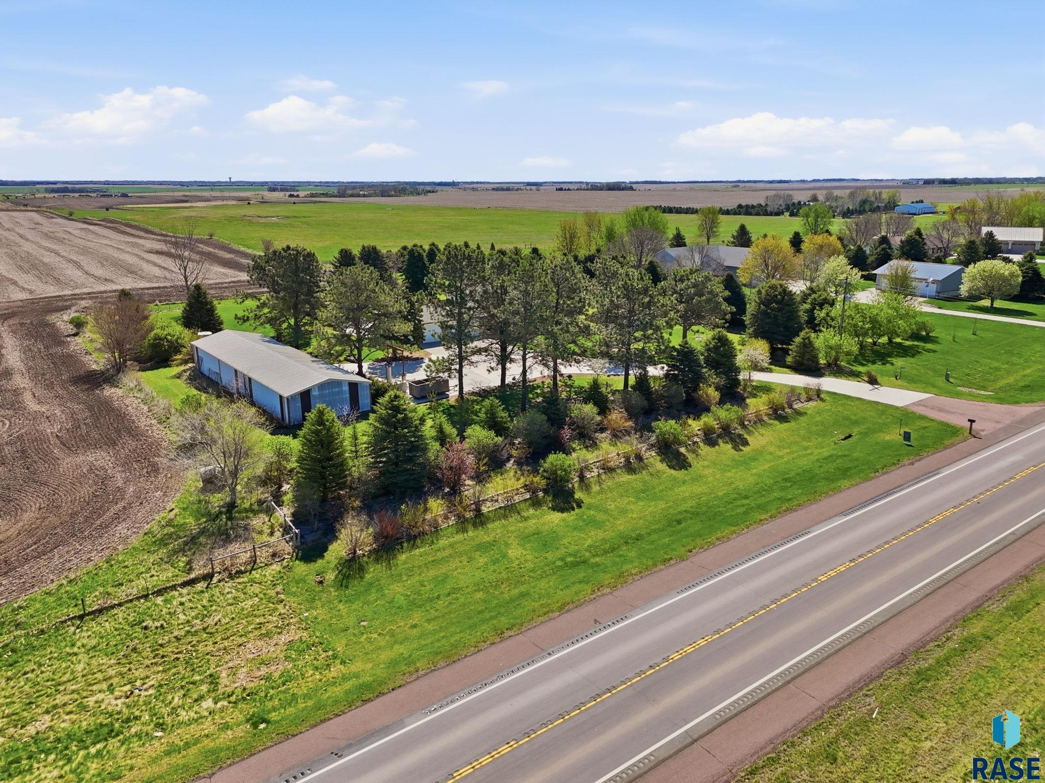 Sioux Falls, South Dakota, 57106, United States, 4 Bedrooms Bedrooms, ,2 BathroomsBathrooms,Residential,For Sale,2042590