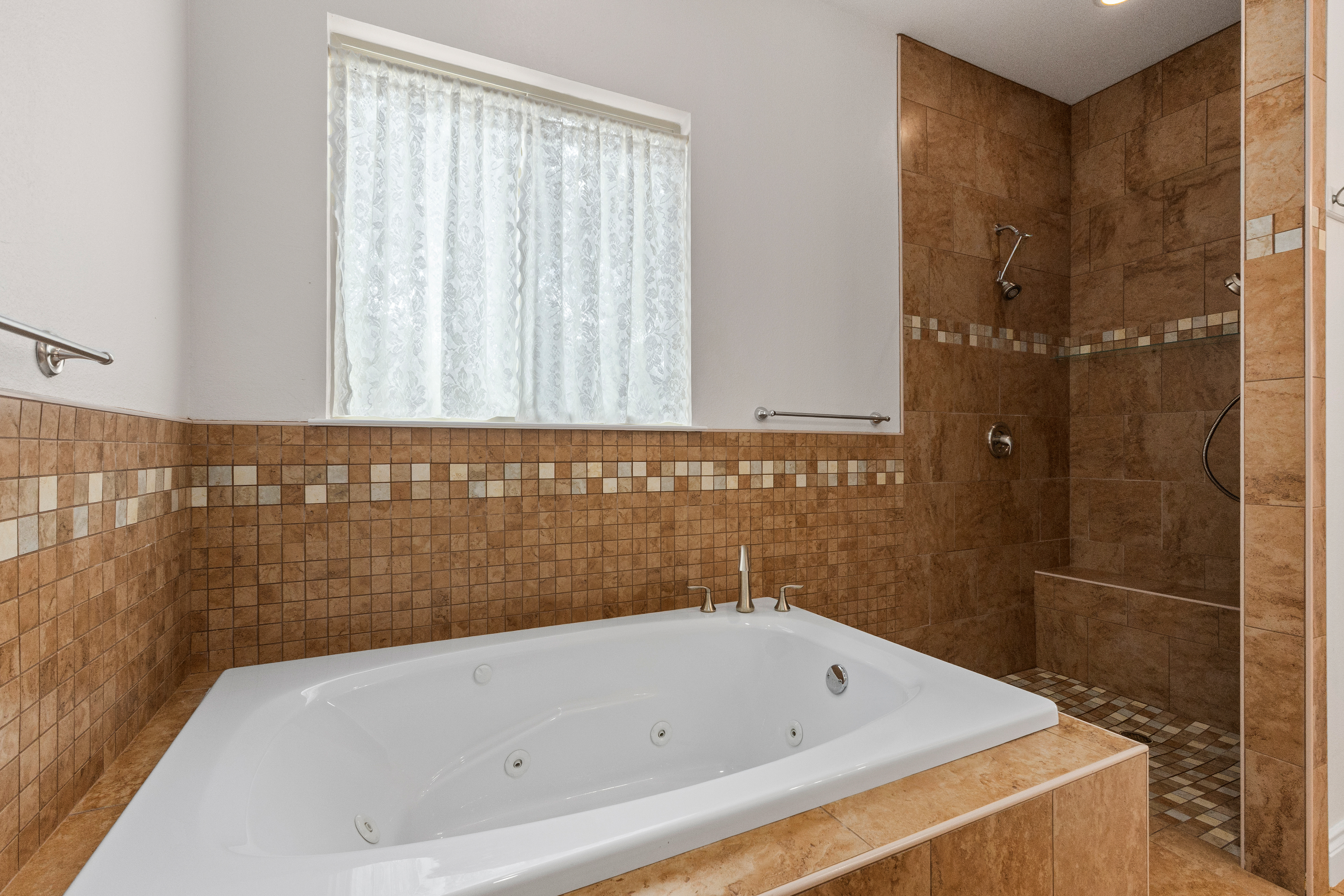  One Story Bulverde Home with Workshop on 6.5 Acres - 物件實景