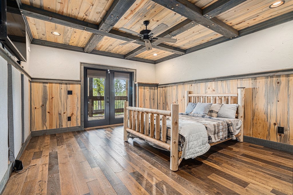 Ellijay, Georgia, 30540, United States, 5 Bedrooms Bedrooms, ,5 BathroomsBathrooms,Residential,For Sale,1952565