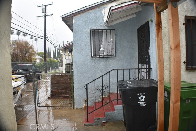 Los Angeles, California, 90063, United States, 5 Bedrooms Bedrooms, ,Residential,For Sale,2012354