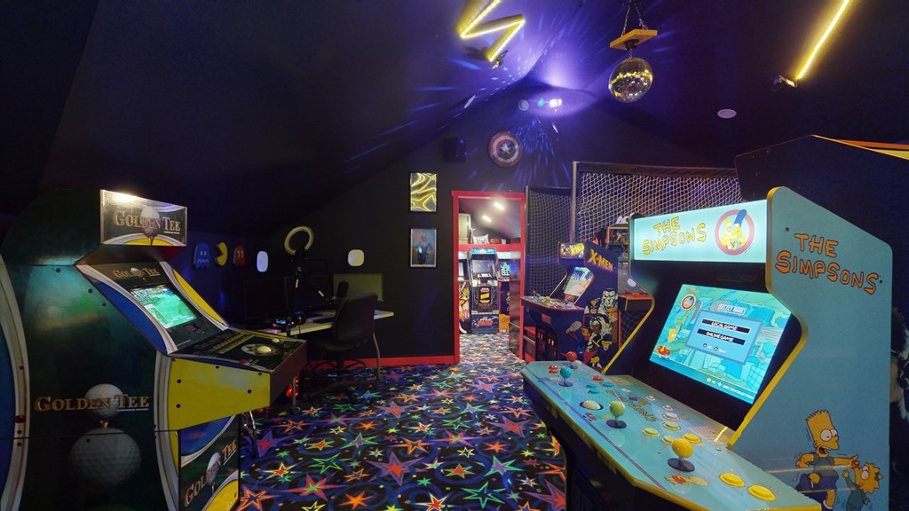 Ellijay, Georgia, 30536, United States, 5 Bedrooms Bedrooms, ,3 BathroomsBathrooms,Residential,For Sale,1982732