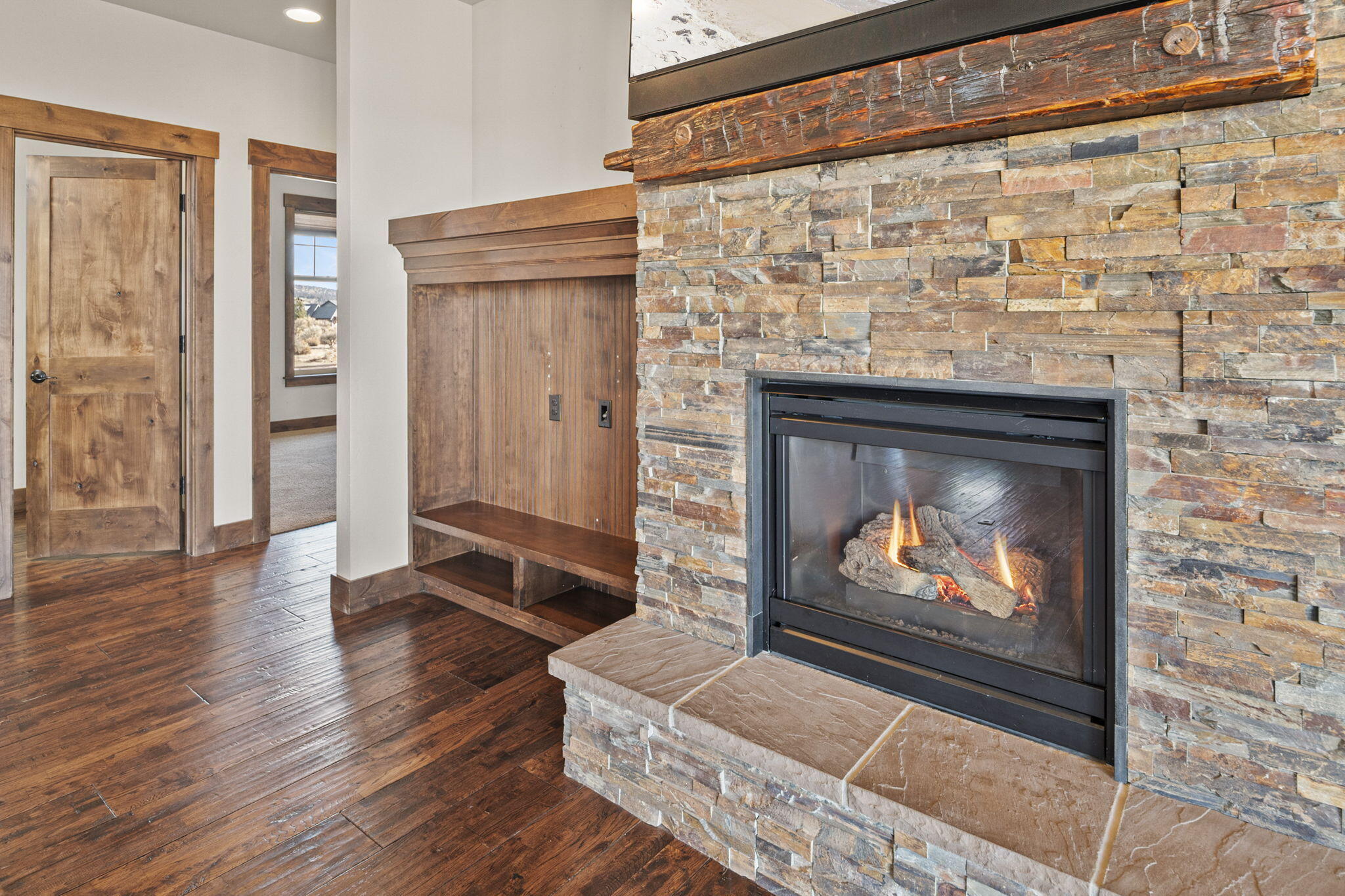 Powell Butte, Oregon, 97753, United States, 4 Bedrooms Bedrooms, ,3 BathroomsBathrooms,Residential,For Sale,1973893