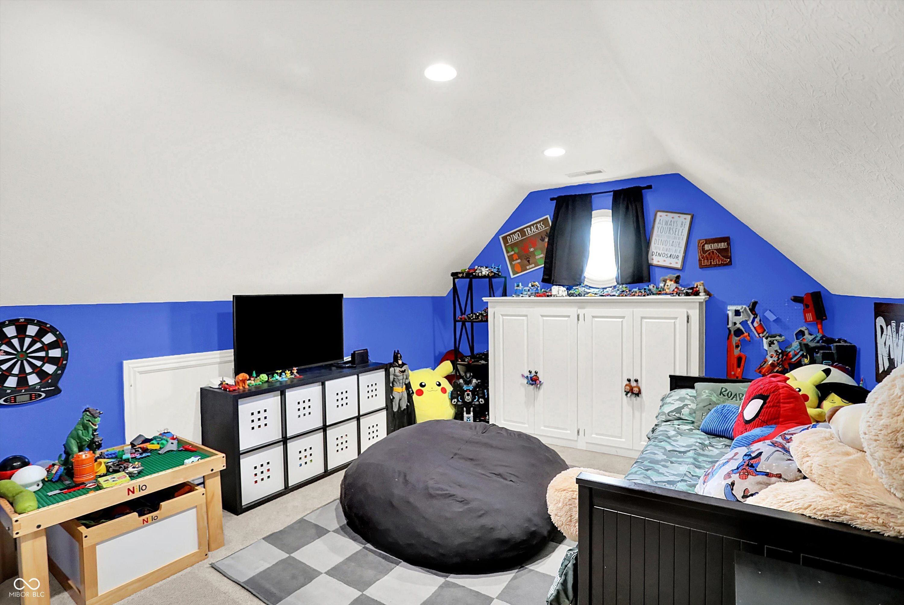 Fishers, Indiana, 46037, United States, 6 Bedrooms Bedrooms, ,5 BathroomsBathrooms,Residential,For Sale,1992348