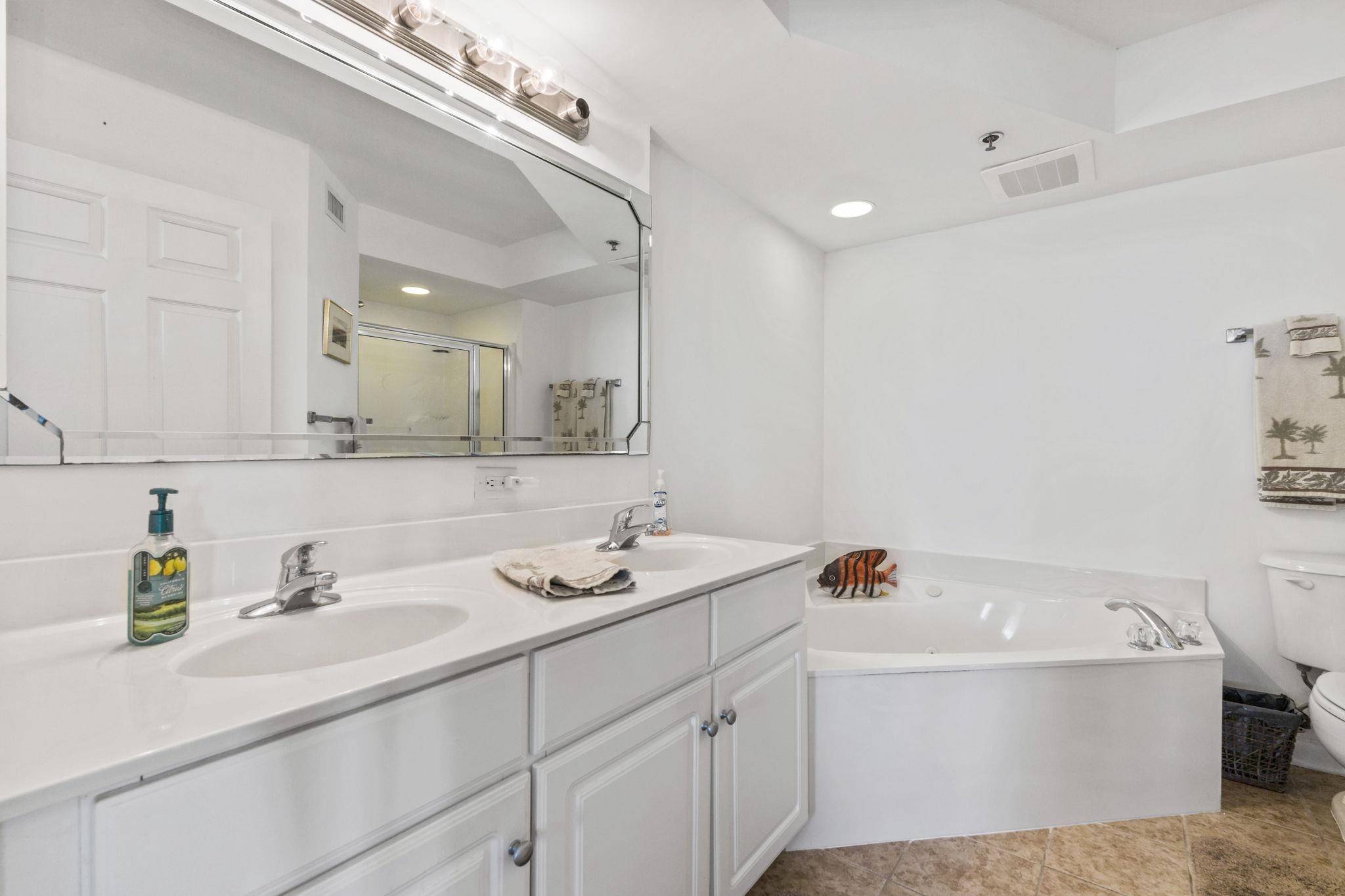 Myrtle Beach, South Carolina, 29572, United States, 4 Bedrooms Bedrooms, ,3 BathroomsBathrooms,Residential,For Sale,2011721