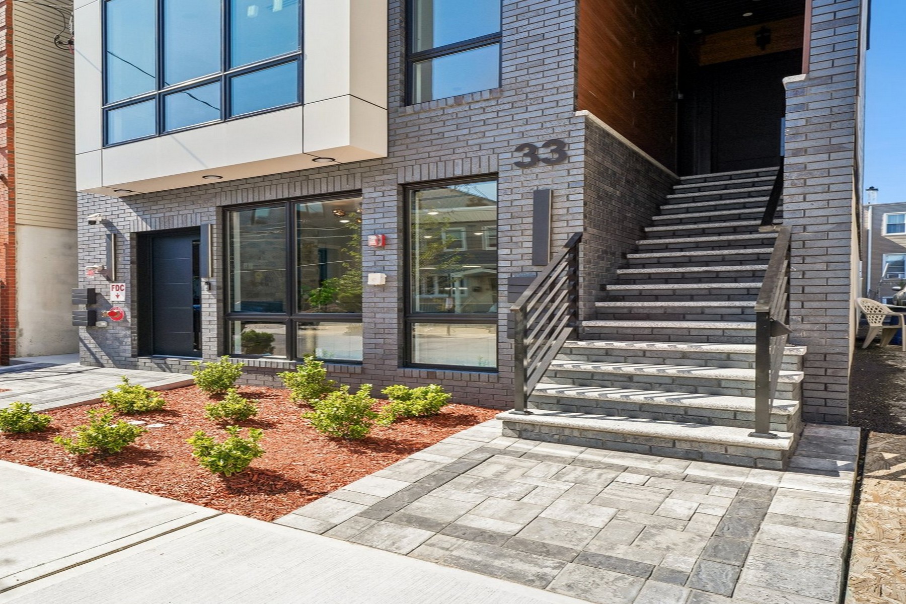  33 Bleecker St, Jc, Heights, NJ, 07307 - 物件實景