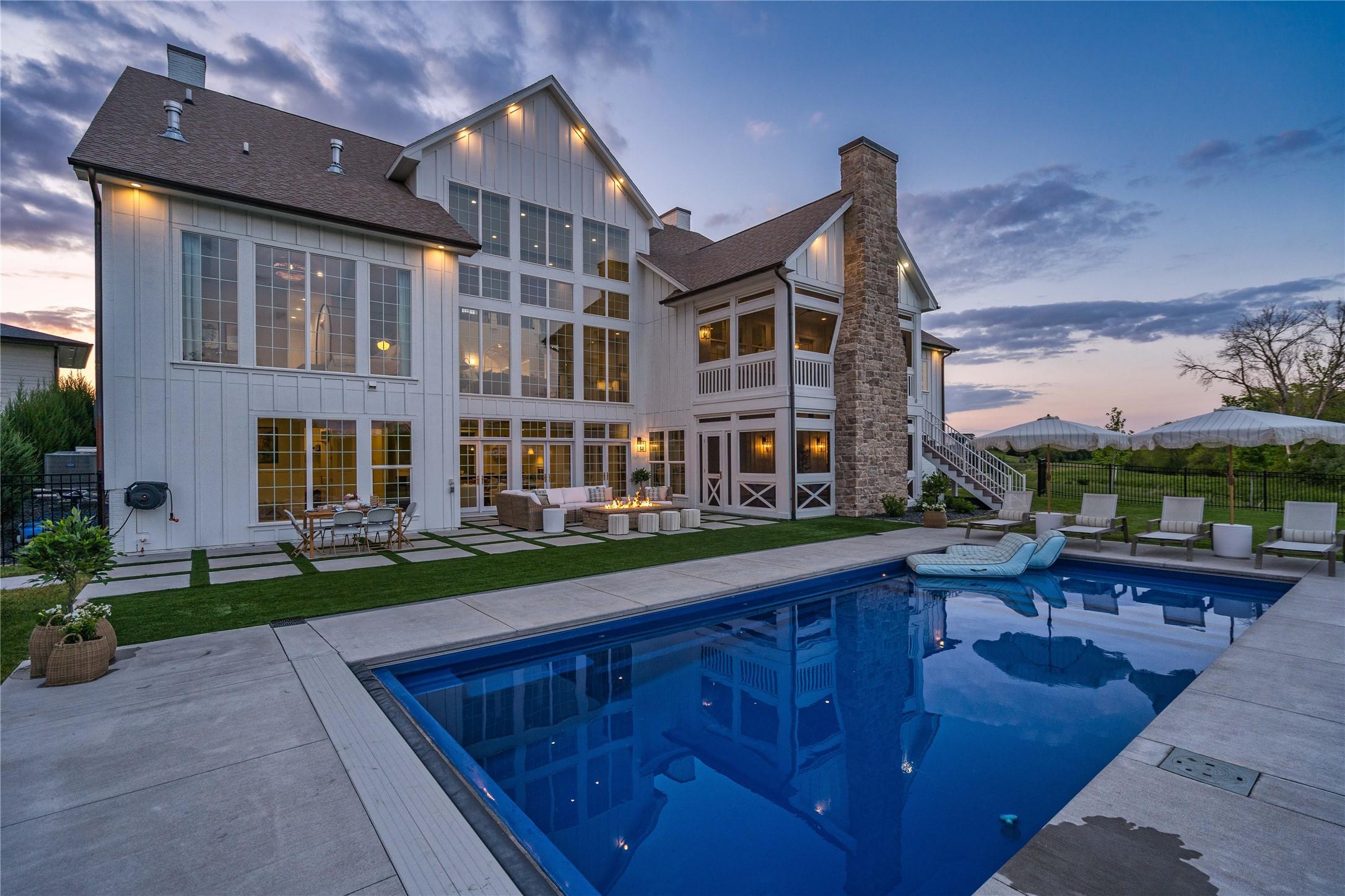 Clive, Iowa, 50325, United States, 5 Bedrooms Bedrooms, ,4 BathroomsBathrooms,Residential,For Sale,1830181