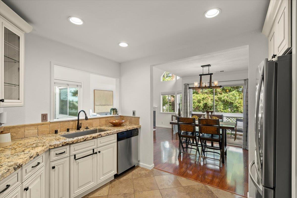 San Jose, California, 95124, United States, 2 Bedrooms Bedrooms, ,2 BathroomsBathrooms,Residential,For Sale,1712924