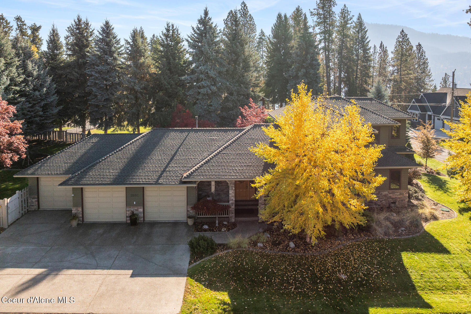 Hayden Lake, Idaho, 83835, United States, 4 Bedrooms Bedrooms, ,3 BathroomsBathrooms,Residential,For Sale,2007766