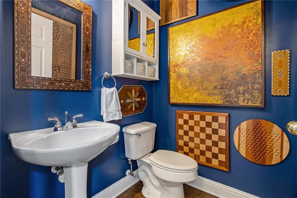 Atlanta, Georgia, 30318, United States, 3 Bedrooms Bedrooms, ,3 BathroomsBathrooms,Residential,For Sale,1892490