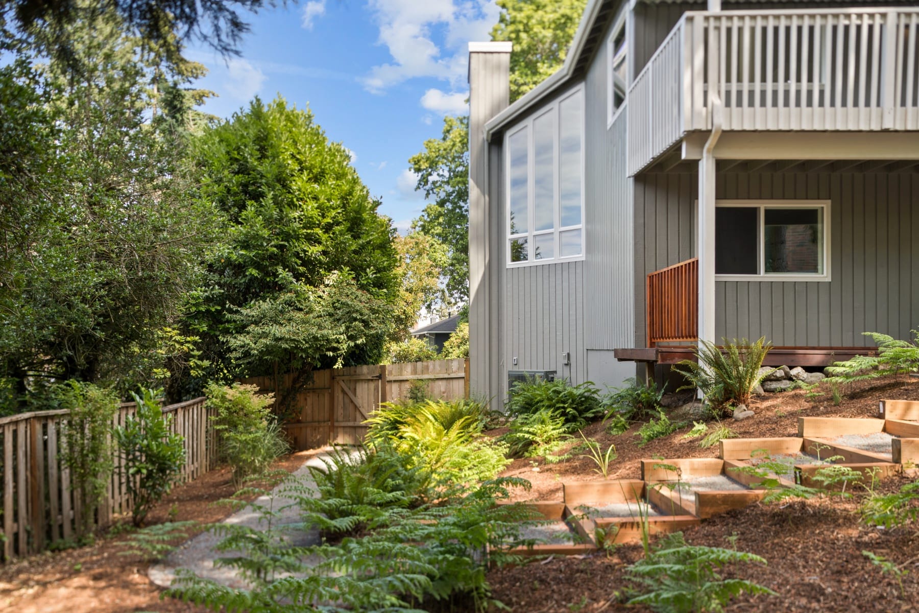  1410 WOODLAND TER Lake Oswego, OR 97034 - 物件實景