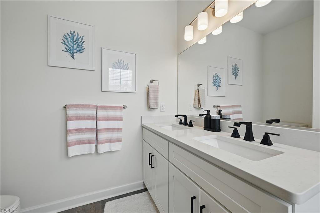 Norfolk Va, Virginia, 23518, United States, 2 Bedrooms Bedrooms, ,3 BathroomsBathrooms,Residential,For Sale,1866768