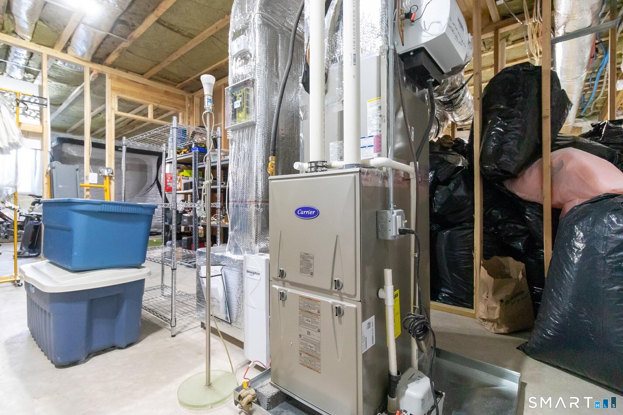 Cheshire, Connecticut, 06410, United States, 3 Bedrooms Bedrooms, ,3 BathroomsBathrooms,Residential,For Sale,2005318